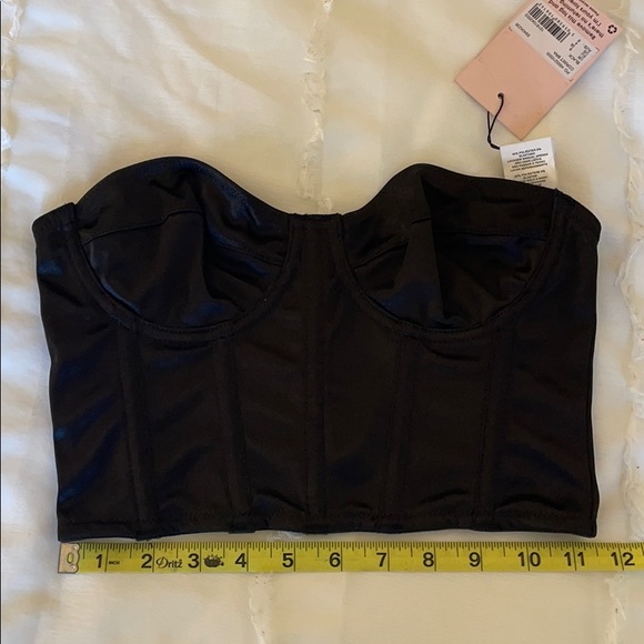 Missguided Black Satin Bustier - Picture 4 of 4